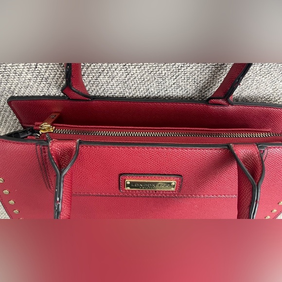London Fog Red Satchel Bag - Picture 8 of 16